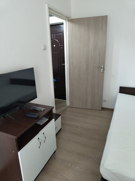 Drumul Taberei, Crinul de Padure 5